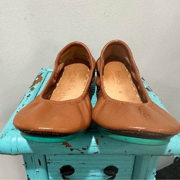 Tieks Chestnut Size 6 - Picture 3 of 13